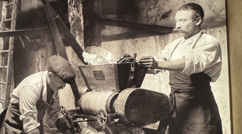 O vizită la Muzeul brânzei din Paris – par Daniela Coman